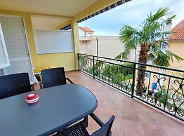 Cozy Crikvenica Apartments With Sea View and Balcony