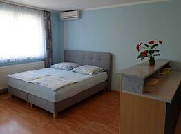 Cozy Crikvenica Apartments With Sea View and Balcony