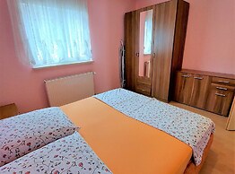 Cozy Crikvenica Apartments With Sea View and Balcony