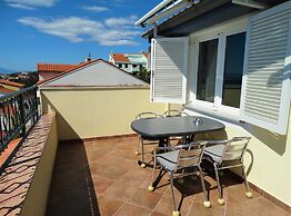 Cozy Crikvenica Apartments With Sea View and Balcony