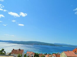 Cozy Crikvenica Apartments With Sea View and Balcony