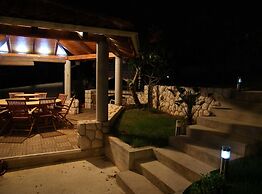 Seaside Escape Selce Apartments