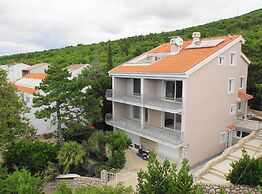 Seaside Escape Selce Apartments