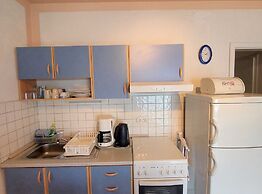 Elegant Apartments With Sea View and Balcony