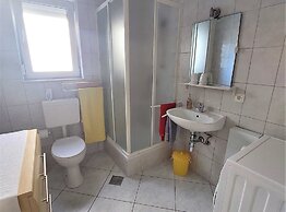 Elegant Apartments With Sea View and Balcony