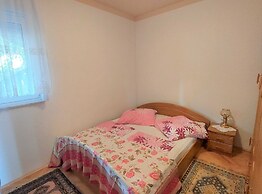 Elegant Apartments With Sea View and Balcony