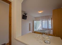 Contemporary Crikvenica Apartments With Private Parking