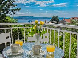 Contemporary Crikvenica Apartments With Private Parking