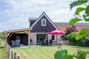 Holiday Home With Pets-friendly