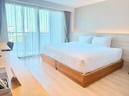 The Horizon Groove Hotel