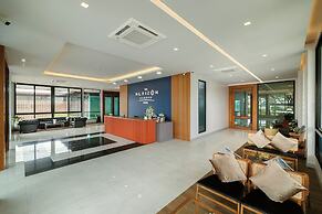 The Horizon Groove Hotel