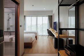 The Horizon Groove Hotel