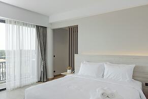 The Horizon Groove Hotel