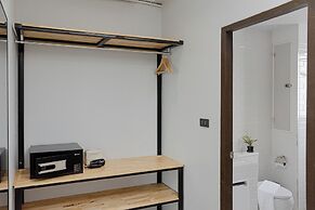 The Horizon Groove Hotel