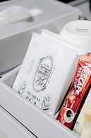 The Horizon Groove Hotel