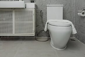 The Horizon Groove Hotel