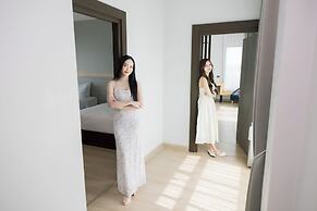 The Horizon Groove Hotel