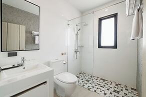 The Horizon Groove Hotel