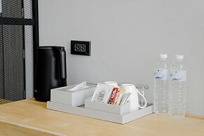 The Horizon Groove Hotel