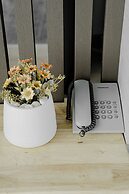 The Horizon Groove Hotel