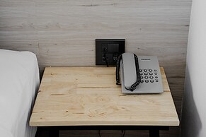 The Horizon Groove Hotel