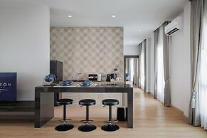 The Horizon Groove Hotel