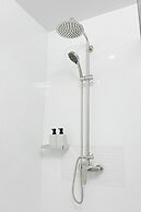 The Horizon Groove Hotel