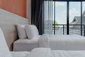 The Horizon Groove Hotel