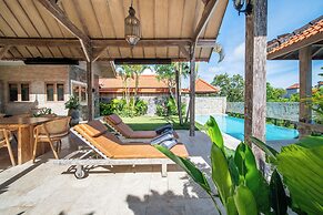 Tropical Villa Indah