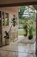 Tropical Villa Indah