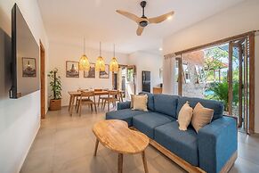 Tropical Villa Senang