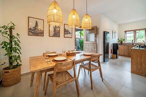 Tropical Villa Senang