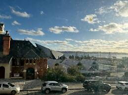 Albany Bayview Lodge