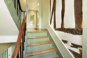 Charming Apartment Center of Paris