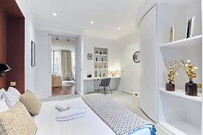 Sublime 3 Bedroom Flat Palais Royal Bourse