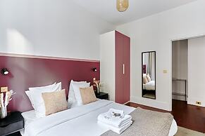 Sublime 3 Bedroom Flat Palais Royal Bourse