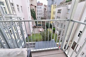 Vienna Lotus Apartment