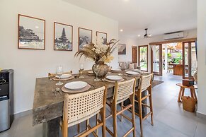 Tropical Villa Sinar Maluku