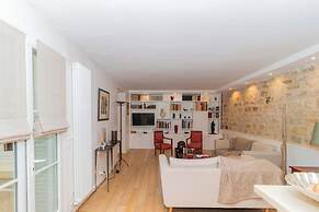 Superb Terrace Apart Champs Elysees Eiffel Tower