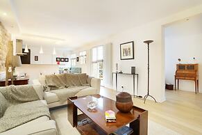 Superb Terrace Apart Champs Elysees Eiffel Tower