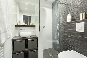 Superb Terrace Apart Champs Elysees Eiffel Tower