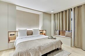 Sublime and new Studio Center of Paris