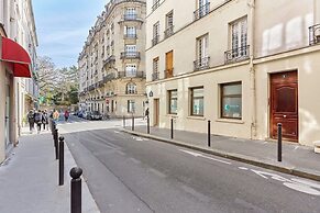 Apartement Pantheon Ile Saint Louis 2 Bdrs