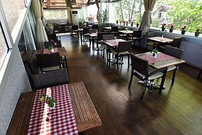 BÜYÜKADA MARİNE HOUSE HOTEL