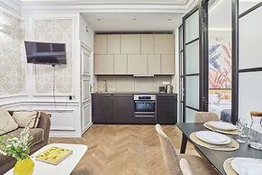 Superb Apartment Louvre Saint Honorer