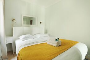 Apartment Center of Paris