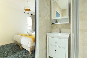 Apartment Center of Paris