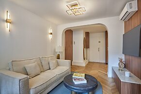 Apartment in the Center of Paris