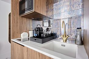 Magnificent New Studio Louvre Palais Royal