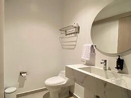 w Impeccable Loft w Charming Terrace in CTG